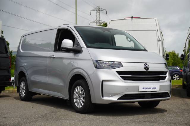 Volkswagen Transporter 2.0 T32 TDI 150 Van Commerce Pro SWB Panel Van Diesel Light Grey
