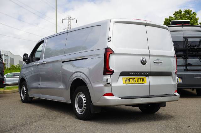 Volkswagen Transporter 2.0 T28 TDI 110 Van Commerce Plus LWB