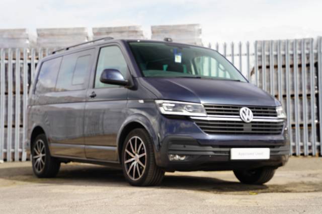 Volkswagen Transporter 2.0 T32 BiTDI 204 Kombi Van DSG Highline SWB Window Van Diesel Starlight Blue