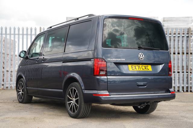 2022 Volkswagen Transporter 2.0 T32 BiTDI 204 Kombi Van DSG Highline SWB