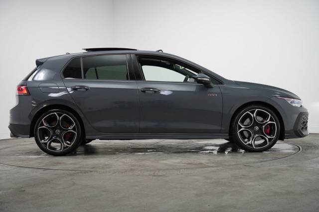 2026 Volkswagen Golf 2.0 GTI  7-Speed DSG 5 Door