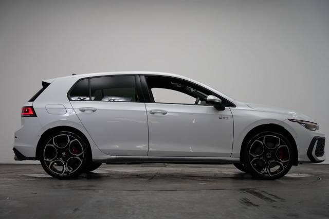 2026 Volkswagen Golf 2.0 GTI  7-Speed DSG