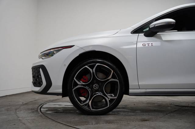 2026 Volkswagen Golf 2.0 GTI  7-Speed DSG