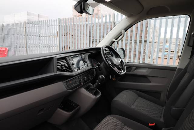 2024 Volkswagen Transporter 2.0 T28 TDI 150 Van Highline SWB