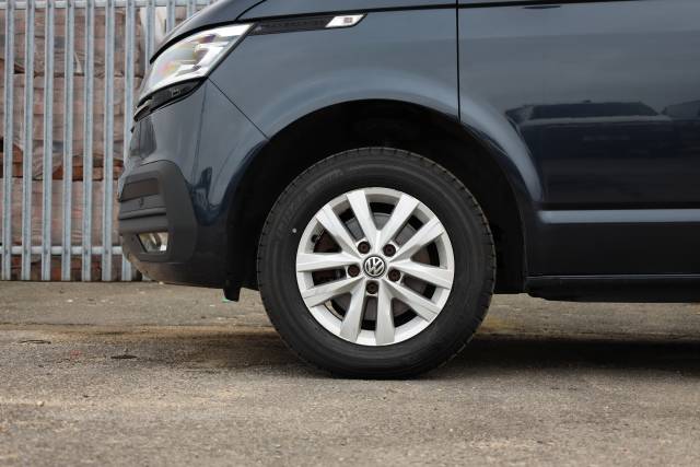 2024 Volkswagen Transporter 2.0 T28 TDI 150 Van Highline SWB