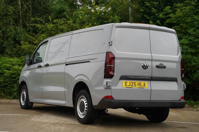 2025 Volkswagen Transporter 2.0 T32 TDI 150 Van Commerce LWB