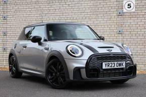 MINI COOPER at Breeze Poole