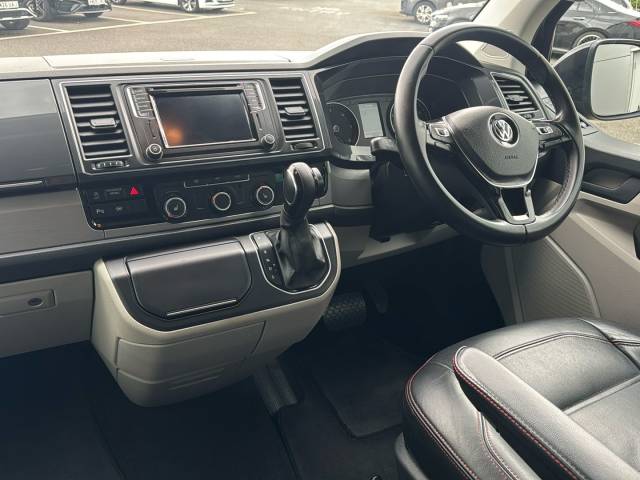 2019 Volkswagen Transporter T32 TDI BMT 204 Kombi Van 4MOTION DSG Highline LWB