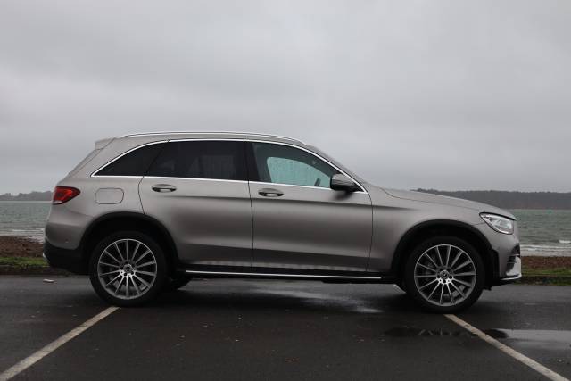 2021 Mercedes-Benz GLC 2.0 GLC 300de 4Matic Premium 9G-Tronic AMG Line