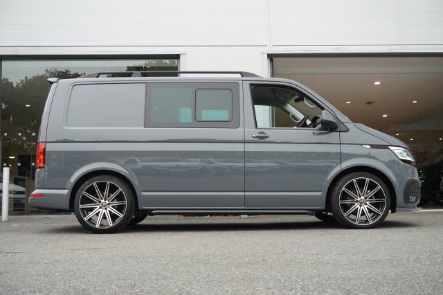 2021 Volkswagen Transporter 2.0 T30 TDI 150 Kombi Van Highline SWB