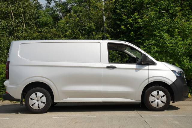 Volkswagen Transporter 2.0 T32 TDI 150 Van Commerce Plus SWB