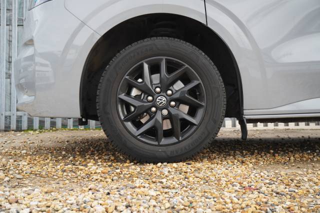 2025 Volkswagen Transporter 2.0 T32 TDI 150 Van Commerce Pro LWB