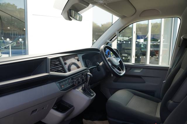 2022 Volkswagen Transporter 2.0 T32 BiTDI 204 Kombi Van 4MOTION DSG Highline SWB