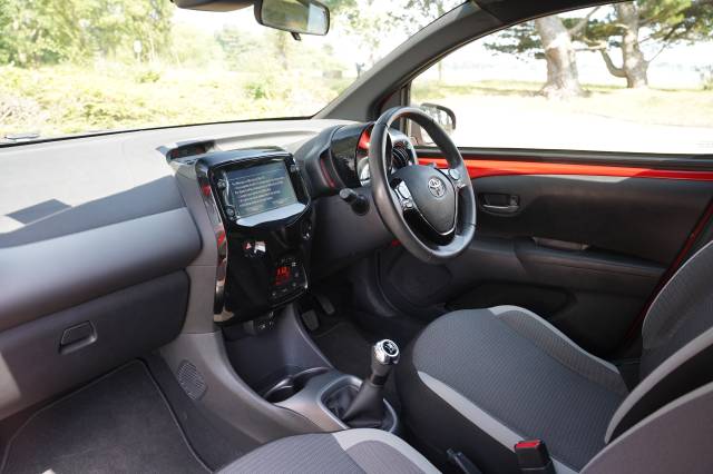 Toyota Aygo 1.0 VVT-i TSS X-Trend