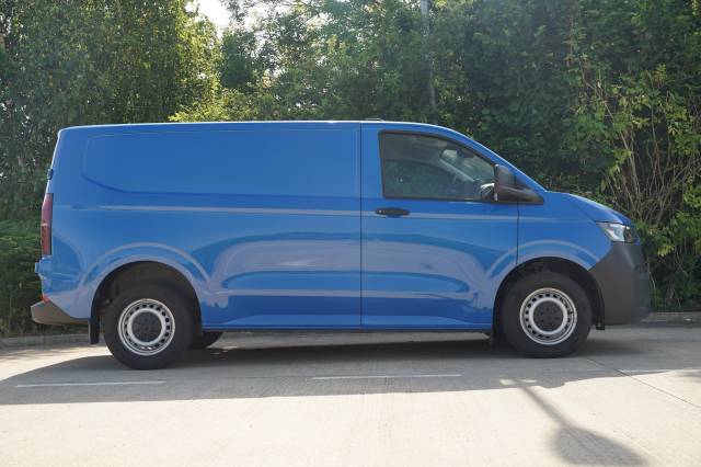 2025 Volkswagen Transporter 2.0 T30 TDI 150 Van Commerce Plus SWB