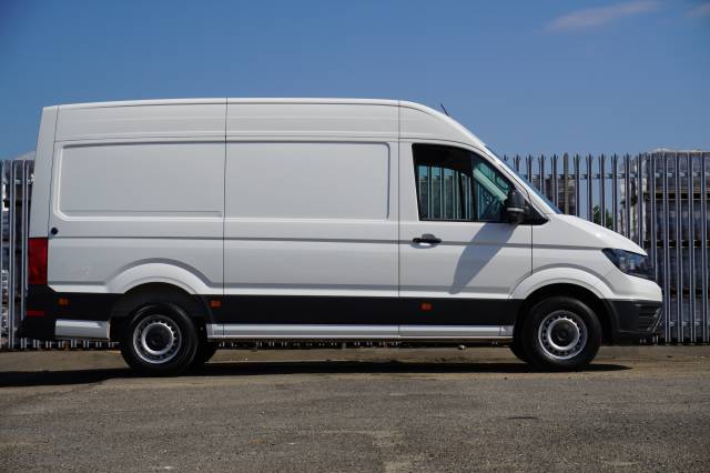 Volkswagen Crafter 2.0 CR35 TDI 140PS High Roof Van Commerce Plus MWB
