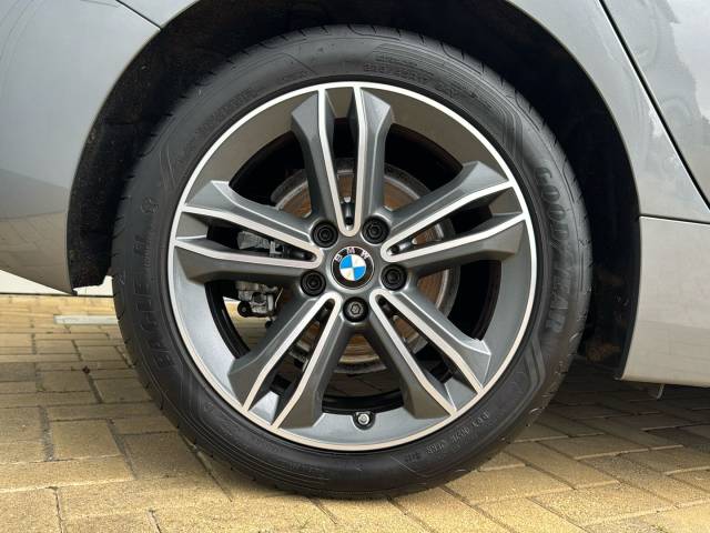 2023 BMW 1 Series 1.5 118i 136 Step Live Cockpit Pro Sport