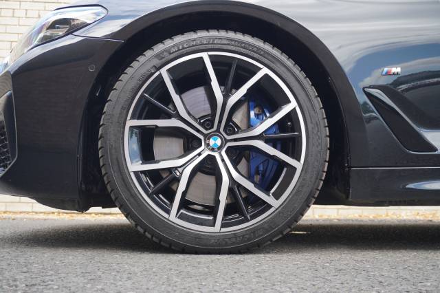 BMW 5 Series 3.0 530d xDrive MHT M Sport