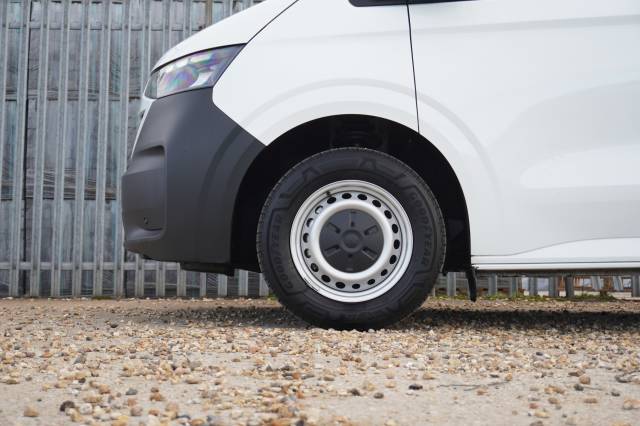 2025 Volkswagen Transporter 0.1 T32 65kWh Van Commerce Plus SWB