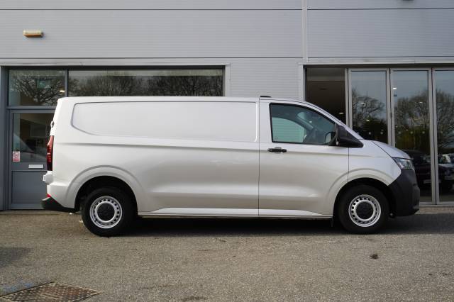 2025 Volkswagen Transporter 2.0 TDI 110 Van Commerce Plus SWB