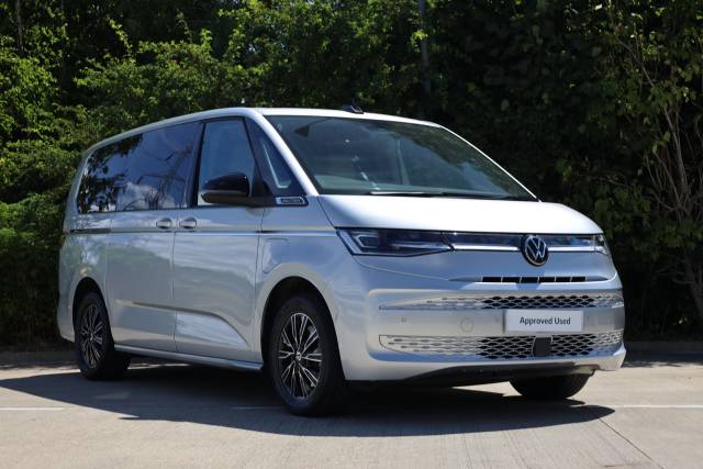 Volkswagen Multivan 1.4 TSI eHybrid LWB DSG Style MPV Hybrid Reflex Silver