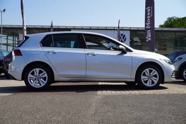 2020 Volkswagen Golf 1.5 TSI Life