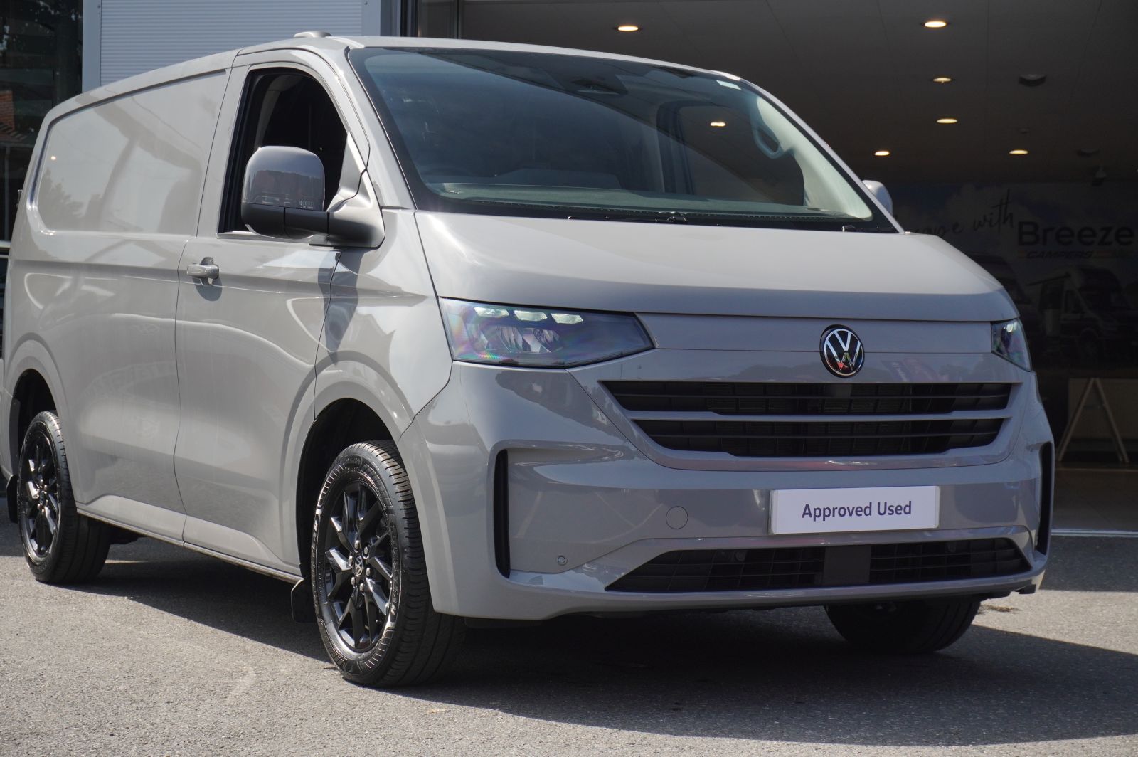 2025 Volkswagen Transporter