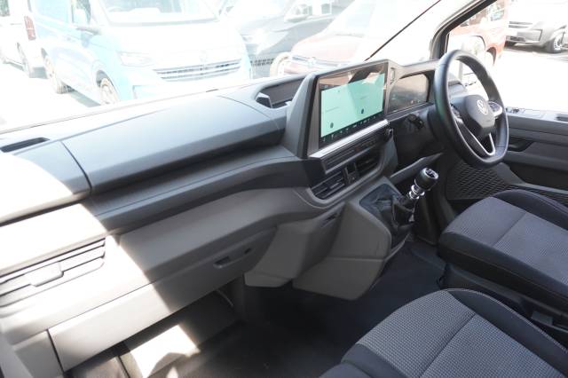2025 Volkswagen Transporter 2.0 T28 TDI 110 Van Commerce Pro SWB