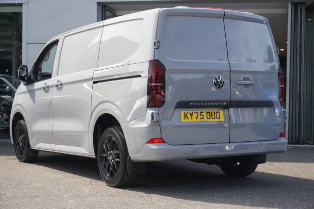 2025 Volkswagen Transporter 2.0 T28 TDI 110 Van Commerce Pro SWB