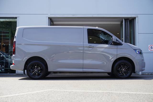 2025 Volkswagen Transporter 2.0 T28 TDI 110 Van Commerce Pro SWB