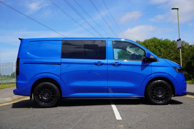 Volkswagen Transporter 2.0 T32 TDI 150 Kombi Van Commerce Pro SWB
