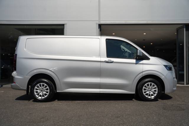 Volkswagen Transporter 2.0 T30 TDI 150 Van Commerce Pro SWB