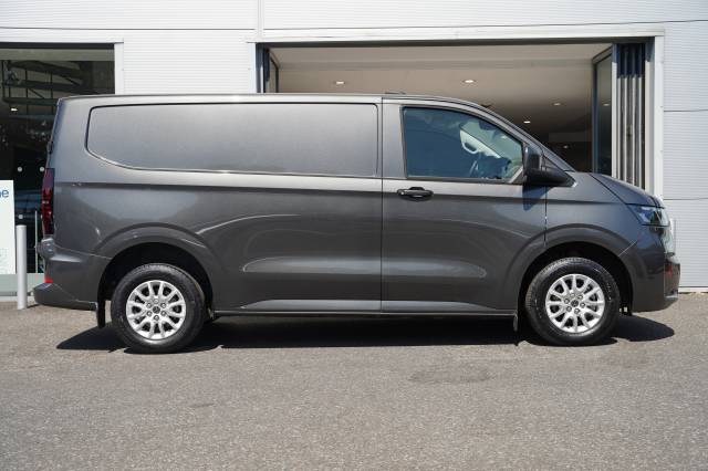Volkswagen Transporter 2.0 T30 TDI 150 Van Commerce Pro SWB