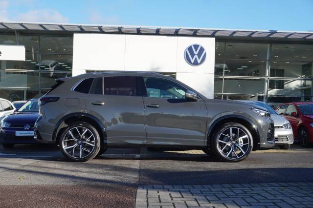 2025 Volkswagen Tiguan 1.5 TSI 272 eHybrid DSG R-Line