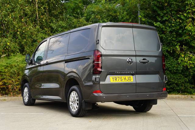 2026 Volkswagen Transporter 2.0 T30 TDI 150 Van Commerce Pro SWB