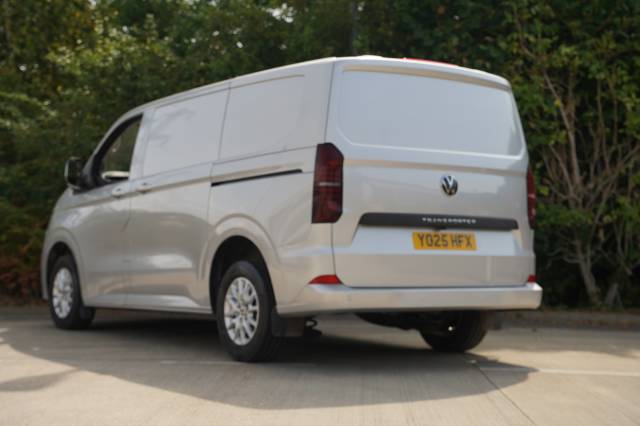 2026 Volkswagen Transporter 2.0 T28 TDI 110 Van Commerce Pro SWB
