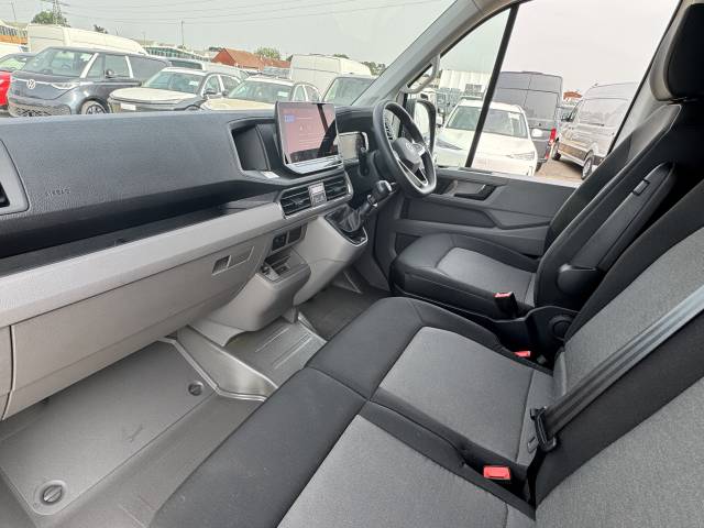 2025 Volkswagen Crafter 2.0 CR35 TDI 140PS High Roof Van Commerce Plus MWB