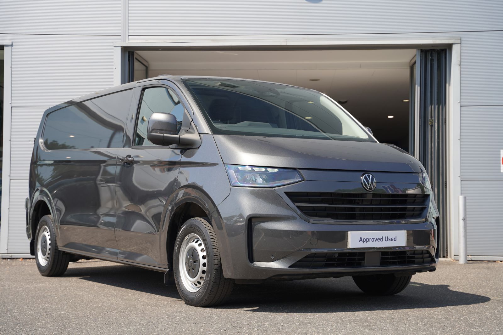 2025 Volkswagen Transporter