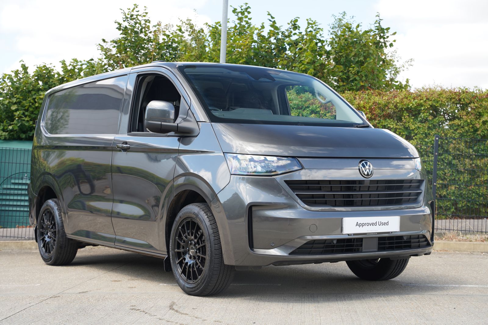2025 Volkswagen Transporter
