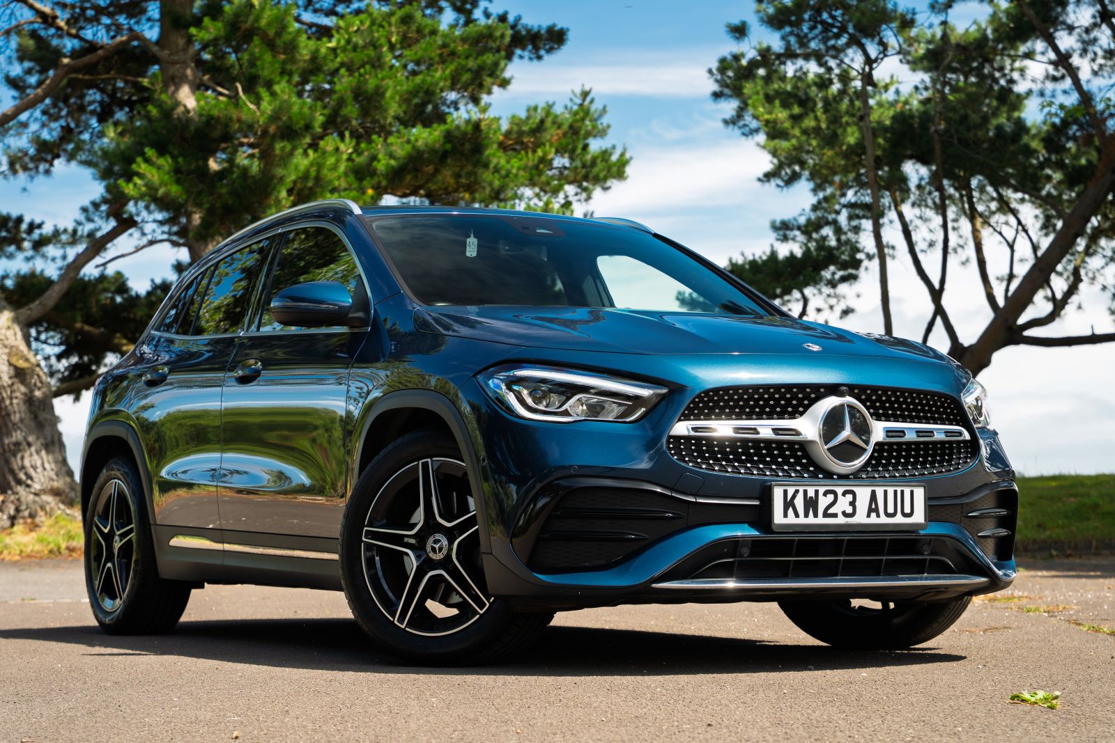 0 Mercedes-Benz GLA