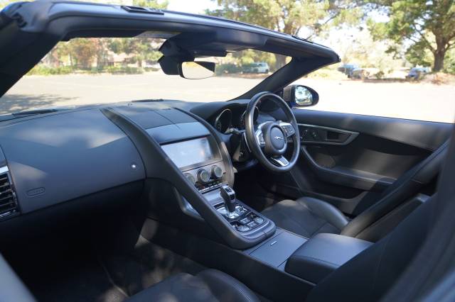 2019 Jaguar F-Type 2.0 R-Dynamic