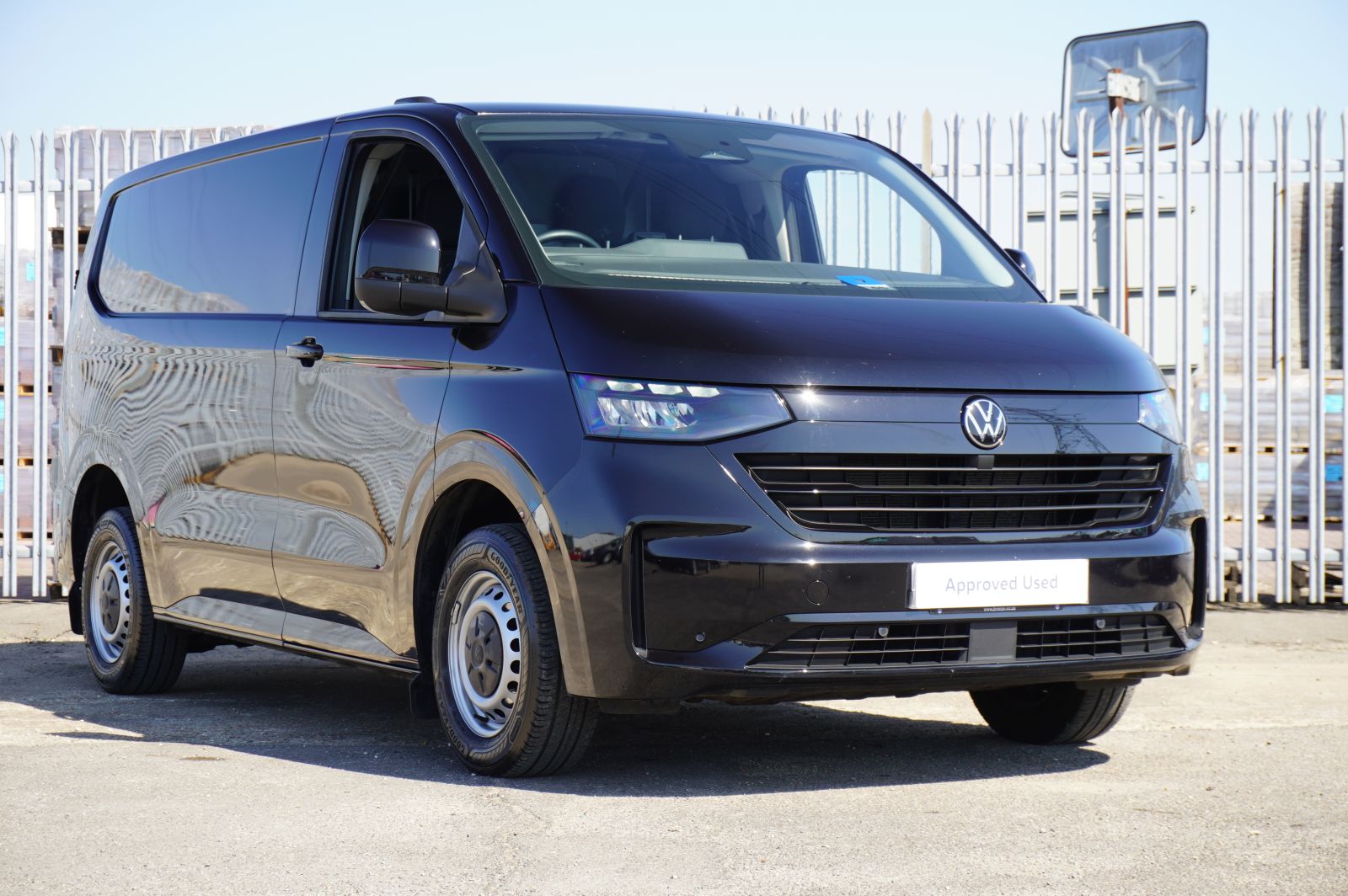 2025 Volkswagen Transporter