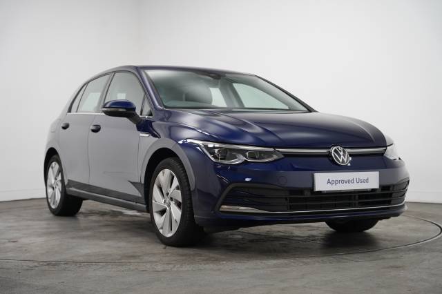 Volkswagen Golf 1.5 eTSI 150 DSG Style Hatchback Petrol Atlantic Blue