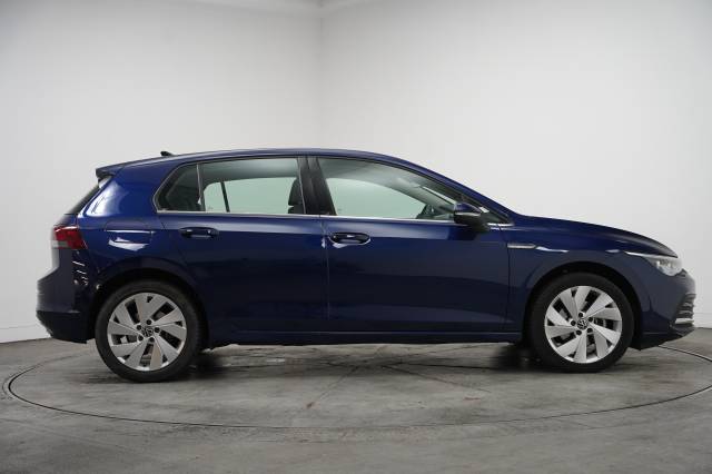 2023 Volkswagen Golf 1.5 eTSI 150 DSG Style