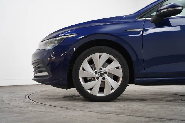 2023 Volkswagen Golf 1.5 eTSI 150 DSG Style