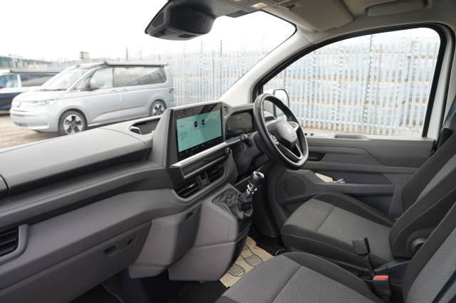 2025 Volkswagen Transporter 2.0 T30 TDI 150 Van 5 Plus Commerce Pro LWB