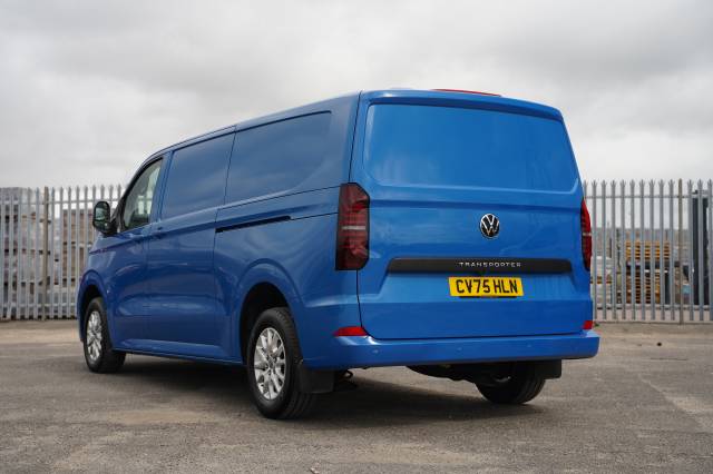 Volkswagen Transporter 2.0 T30 TDI 150 Van 5 Plus Commerce Pro LWB
