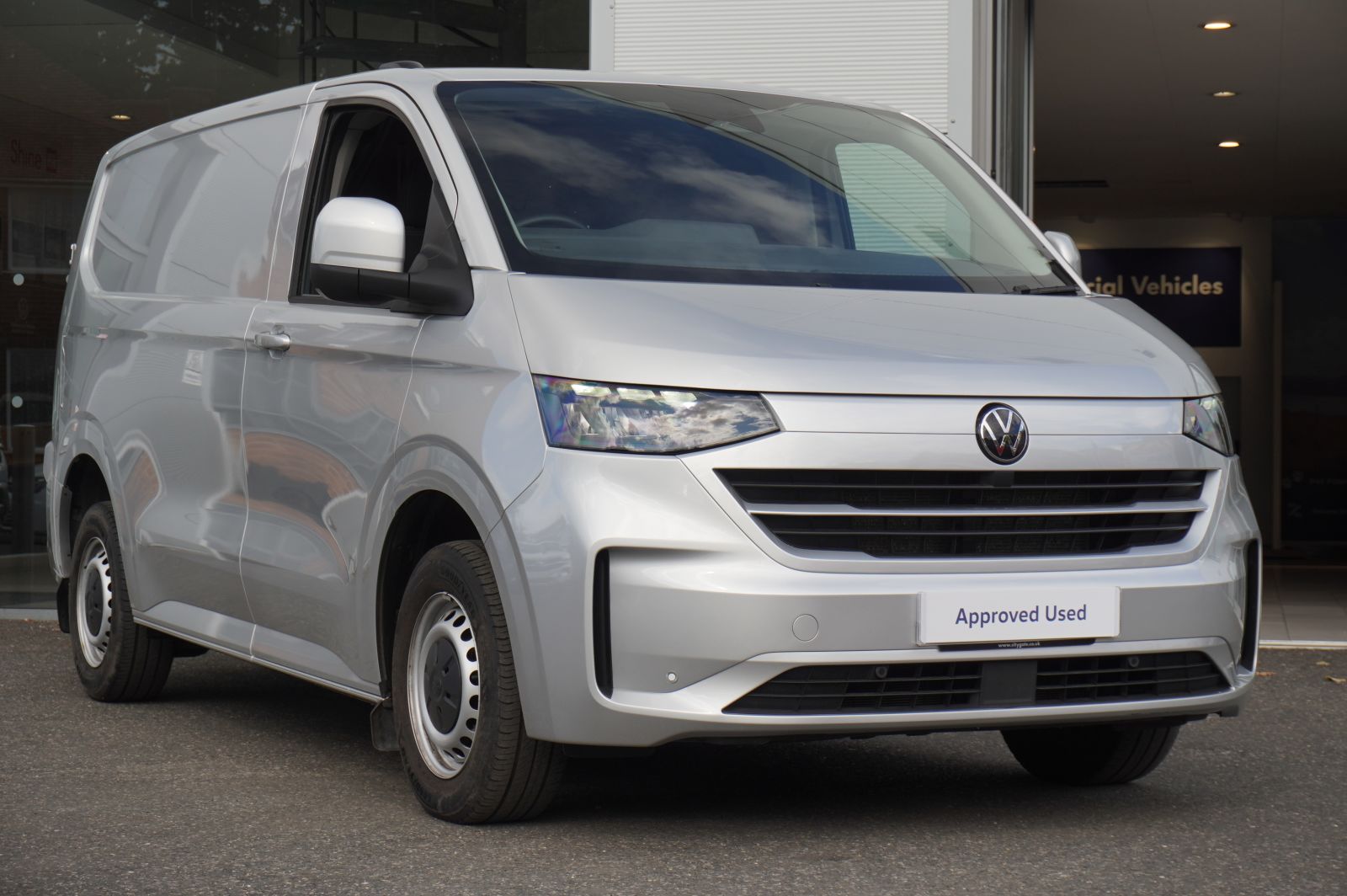 2025 Volkswagen Transporter