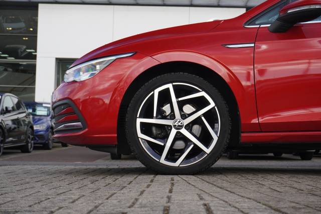 2024 Volkswagen Golf 2.0 TDI 150 DSG Style