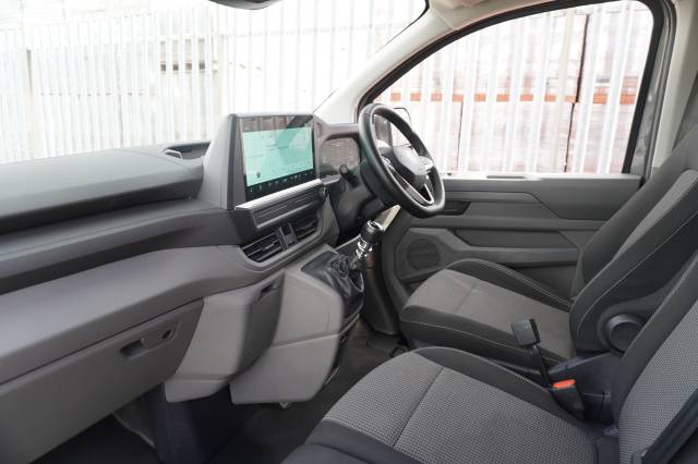 2026 Volkswagen Transporter 2.0 T30 TDI 150 Van 5 Plus Commerce Pro LWB